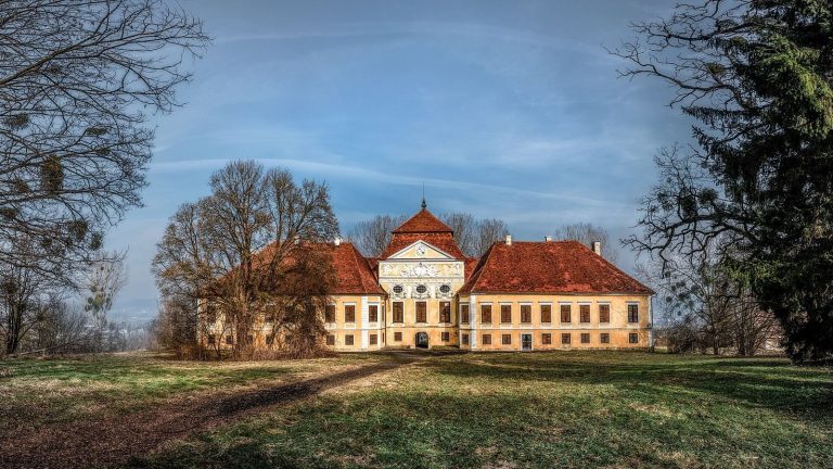 Schloss Kirchberg an der Raab: A Baroque Palace in Austria