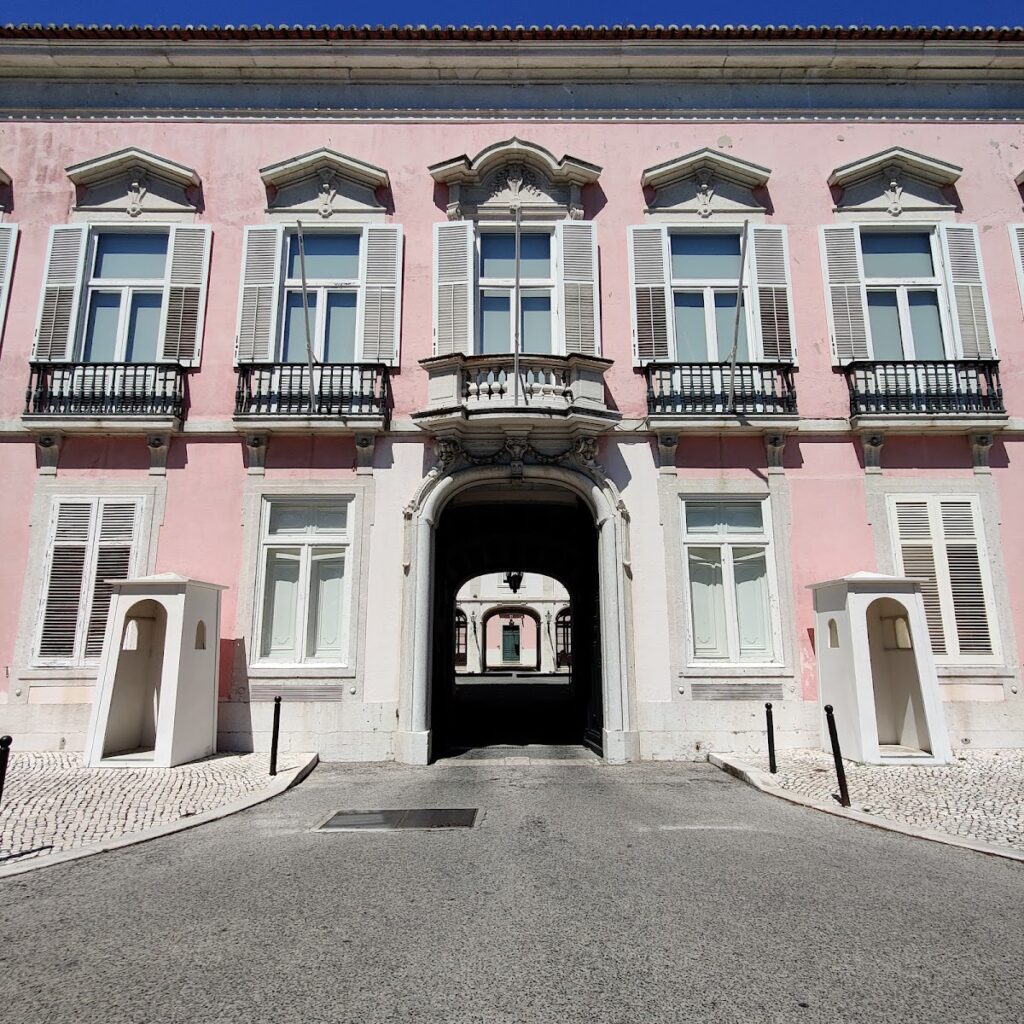 Necessidades Palace: Royal Residence and Foreign Ministry Headquarters 4 Necessidades Palace