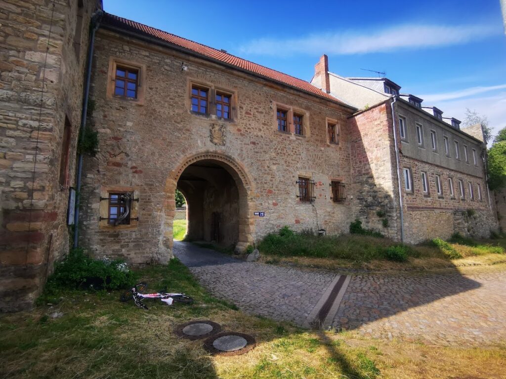 Burg Beyernaumburg: A Hilltop Castle and Neo-Gothic Manor 2 Burg Beyernaumburg
