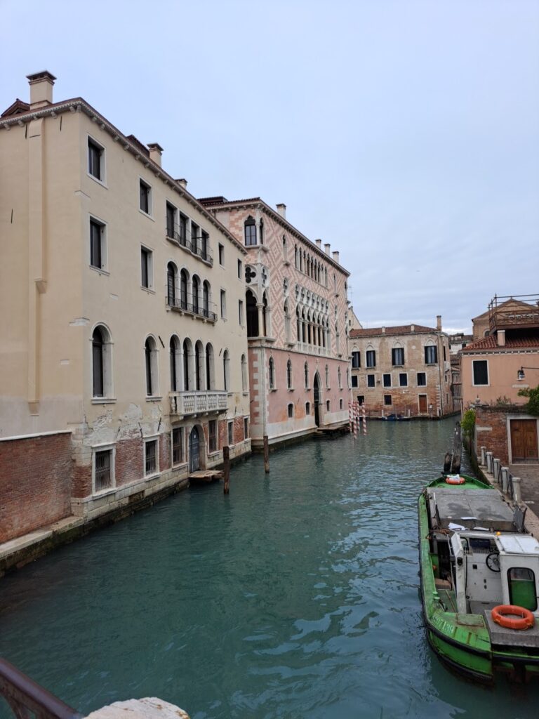 Palazzo Donà Giovannelli: A Historic Venetian Residence and Hotel