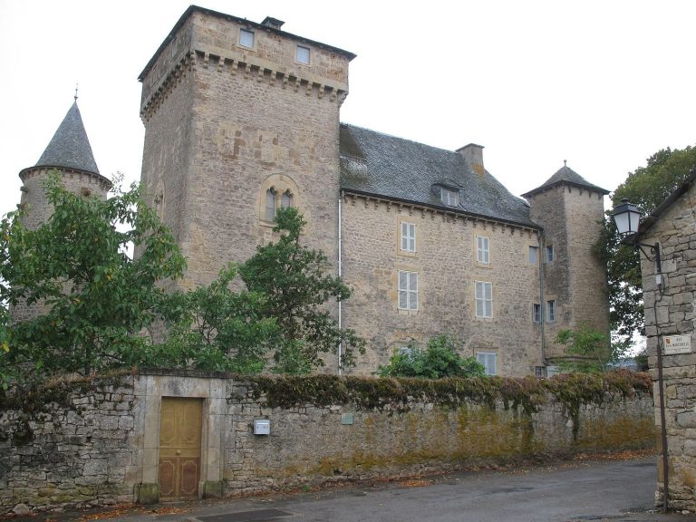 Château de Recoules: A Historic Château in Aveyron, France