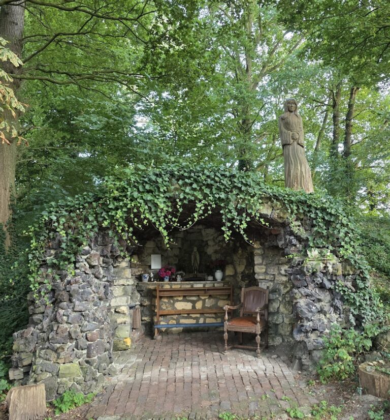 Exaten Castle: A Jesuit Institutional Estate in the Netherlands