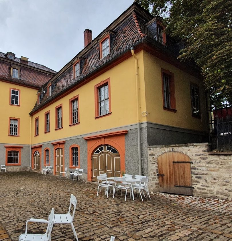 Wittumspalais: A Historic City Palace in Weimar, Germany 3 Wittumspalais