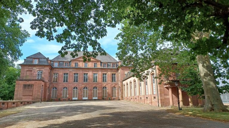 Château de Dietrich: Historic Château and Company Headquarters in Reichshoffen