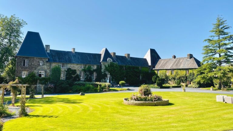 Château de la Roque, Hébécrevon: A Seventeenth-Century Noble Residence