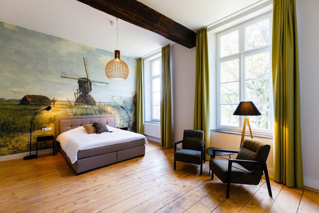 Wolfrath Castle: A Moated Noble Residence in the Netherlands 2 Wolfrath Castle