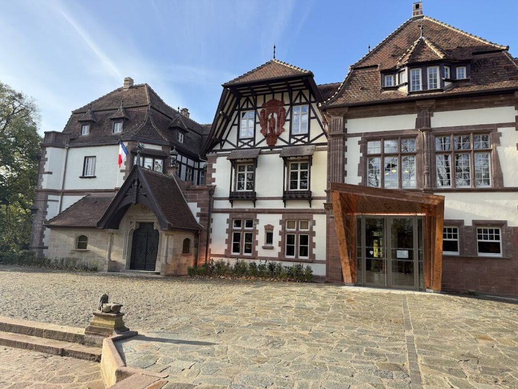 Château de la Leonardsau: A Neo-Renaissance Manor Estate in France 1 Château de la Leonardsau