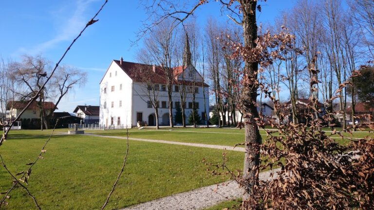 Schloss Wildenau: A Moated Castle in Austria