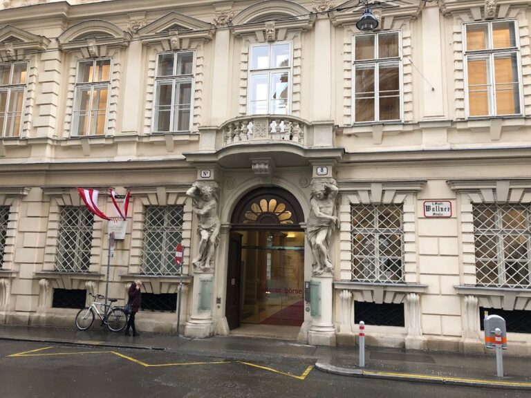 Palais Caprara-Geymüller: A Baroque Palace in Vienna
