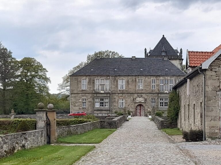 Schloss Gesmold: A Renaissance Castle in Germany