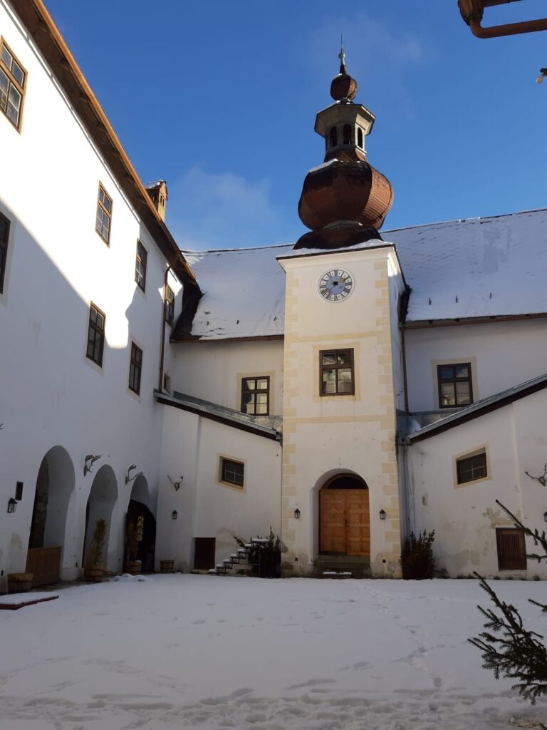 Schloss Grades: Former Administrative Castle of the Gurk Bishopric
