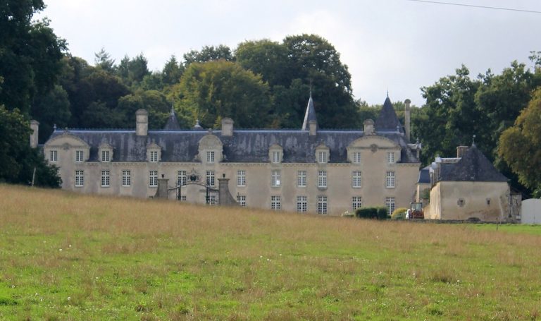 Château de la Ville Der: A Historic Residence in France