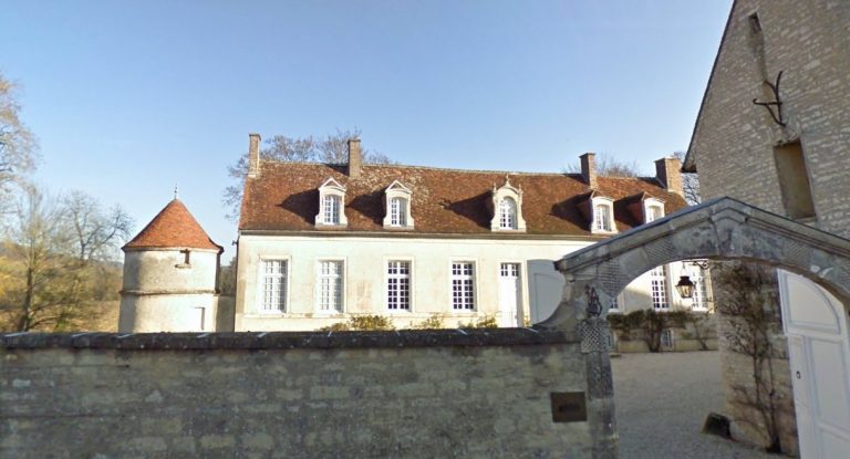 Château de Vaulichères: A Historic Château and Wine Estate in France