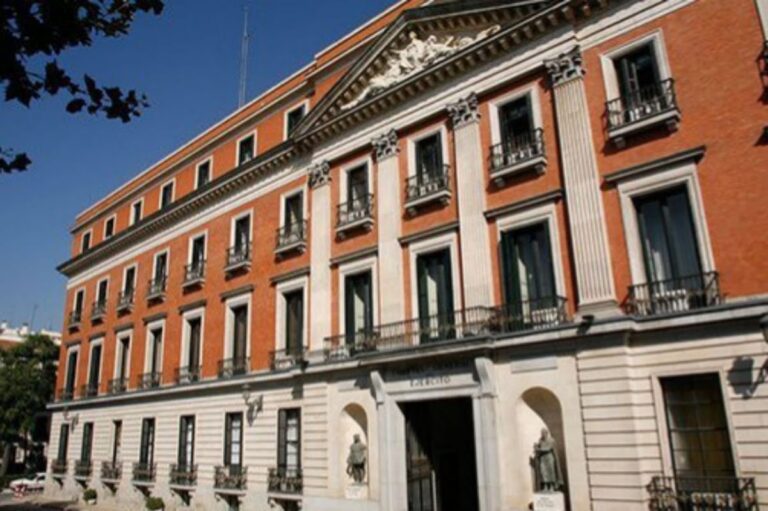 Palacio de Buenavista: From Aristocratic Residence to Spanish Army Headquarters