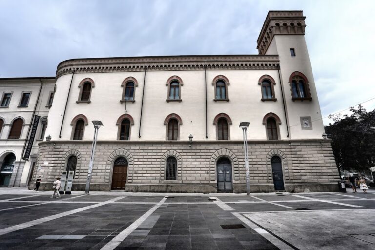 Palazzo delle Paure: A Historic Customs and Museum Complex in Lecco