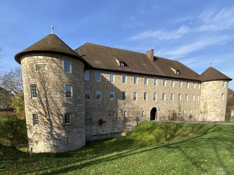 Burgschloss Schorndorf: Renaissance Fortress Complex in Germany