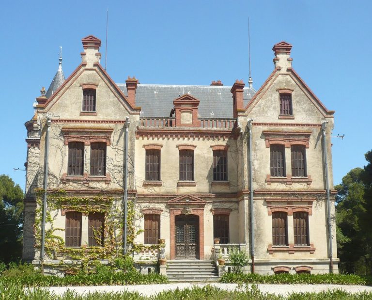 Château de l’Esparrou: a Nineteenth-Century Wine Estate in France