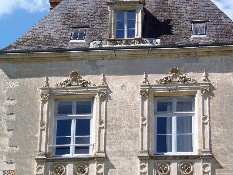 Château de Villeray: A Historic Château and Former Fortress in France