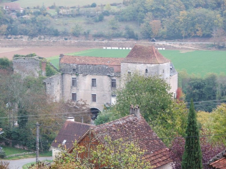 Château de Cadrieu: A Medieval and Renaissance Château in France