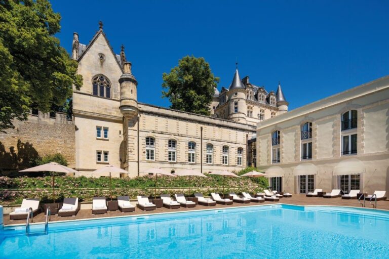 Château de Mirambeau: A Historic Castle in France