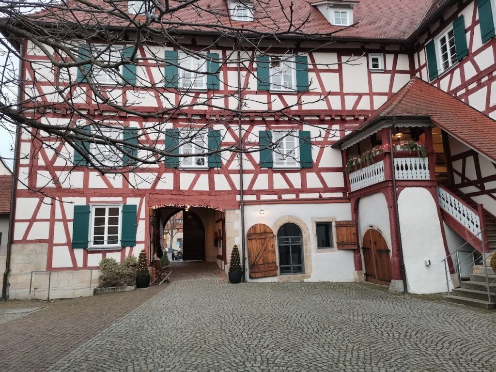 Gomaringen Castle: A Noble Residence and Parsonage in Germany 2 Gomaringen Castle