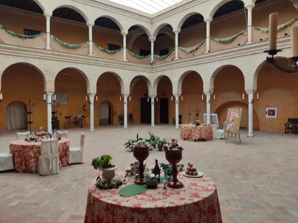 Palacio de Portocarrero, Palma del Río: A Historic Residential Palace in Spain 1 Palacio de Portocarrero, Palma del Río
