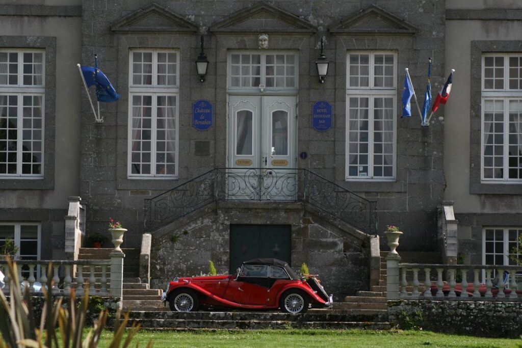 Château de Bonaban: A Historic Seigneural Residence in France 2 château de Bonaban