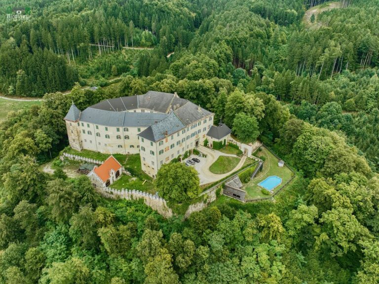 Schloss Bleiburg: A Medieval Castle and Renaissance Palace in Austria