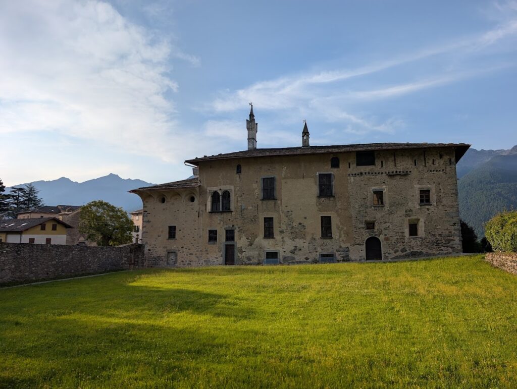 Palazzo Besta: A Renaissance Patrician Residence in Teglio, Italy 4 Palazzo Besta