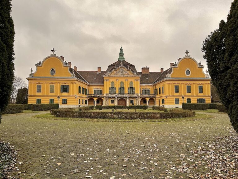 Nagytétény Castle: A Baroque Furniture Museum in Hungary