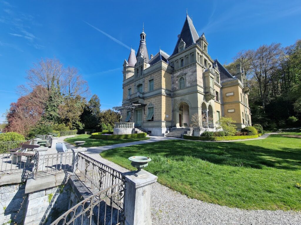 Hünegg Castle: A Historicist Country Estate in Switzerland 2 Hünegg Castle