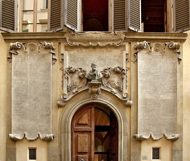 Palazzo dei Cartelloni: A Baroque Palace in Florence