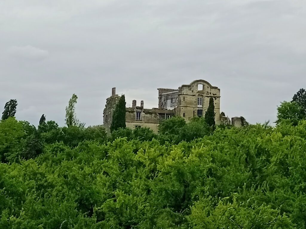 Château de Monteton: A Medieval Castle and Historic Residence in France 2 Château de Monteton