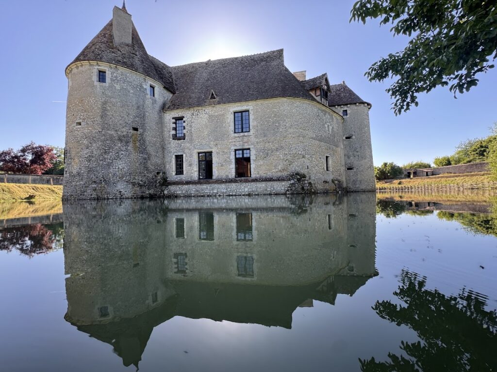 Buranlure: A Medieval Stronghold in France 2 Buranlure