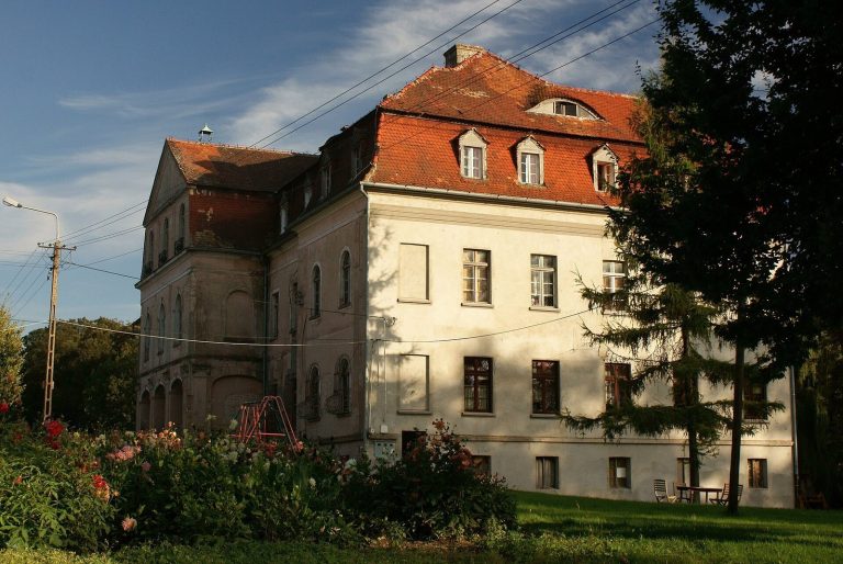 Palace in Jerzmanowa: A Renaissance, Baroque, and Neoclassical Residence in Poland
