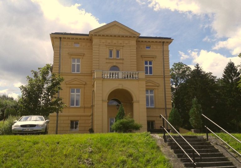 Tressow Castle: A Nineteenth-Century Manor House in Germany