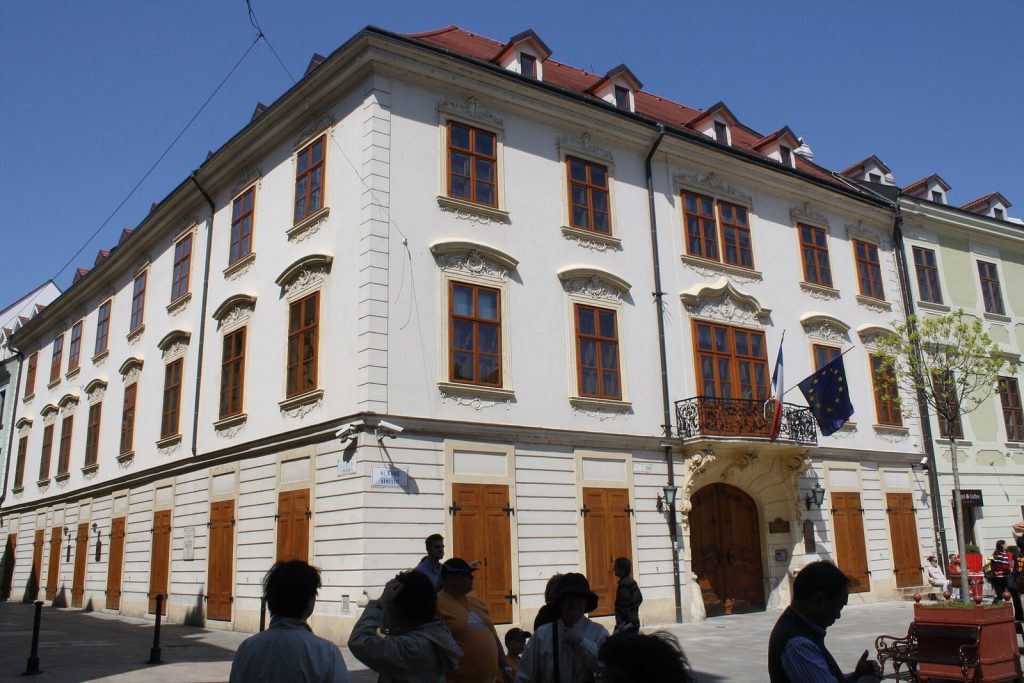 Kutscherfeldov palác: A Rococo Palace in Bratislava 2 Kutscherfeldov palác