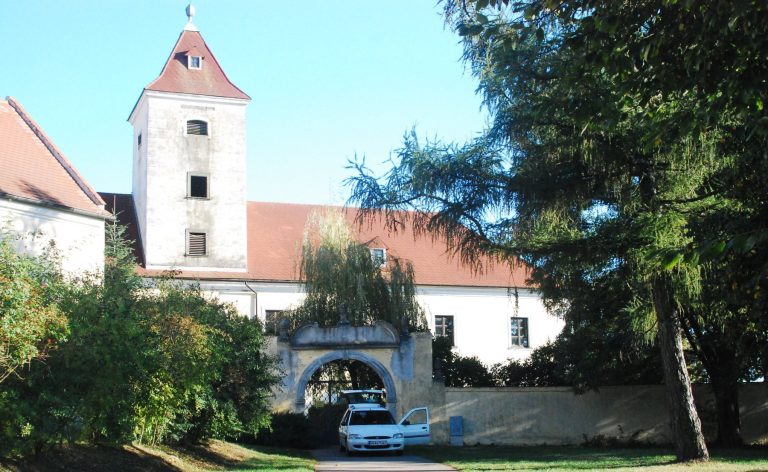 Schloss Walkenstein: An Early Baroque Palace in Austria