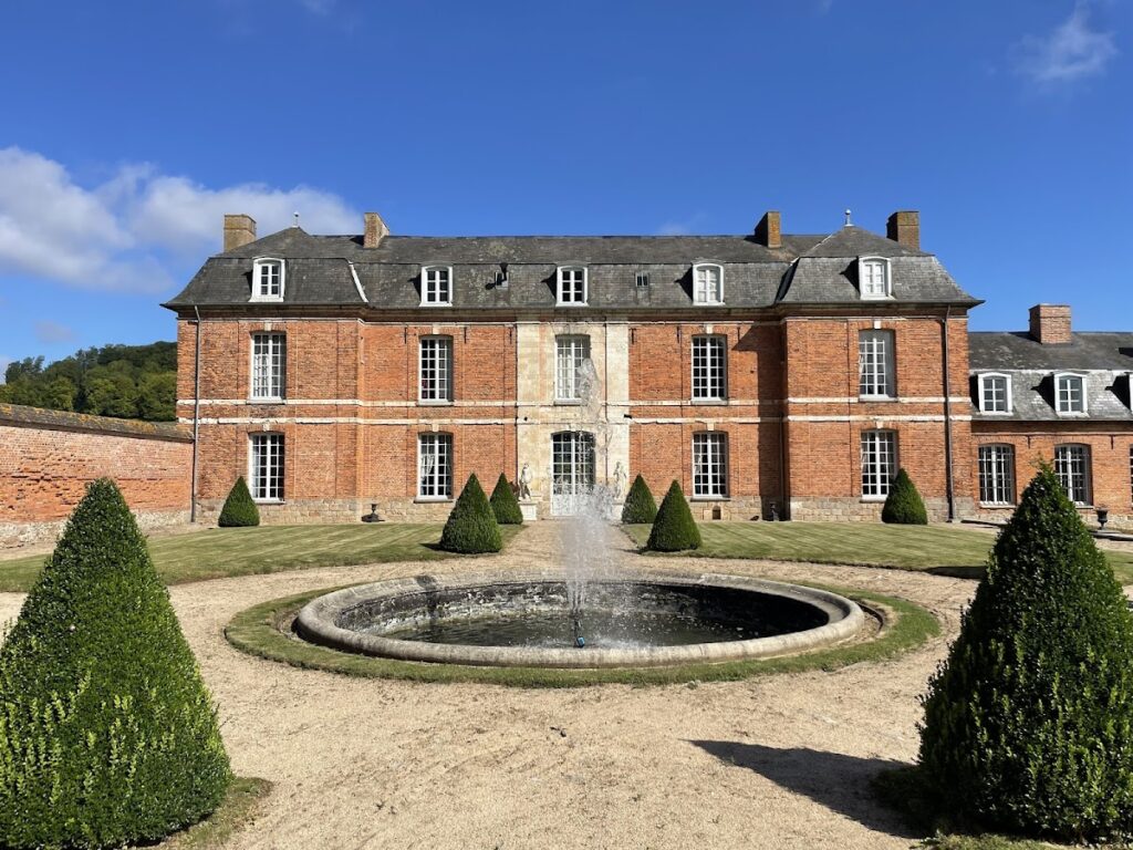 Château de Romesnil: An Eighteenth-Century Hunting Lodge in France 2 Château de Romesnil