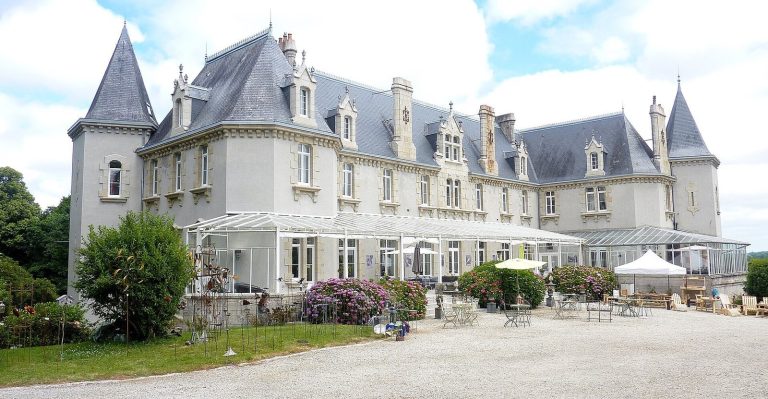 Château de Kervoazec: A Nineteenth-Century Estate in Saint-Goazec