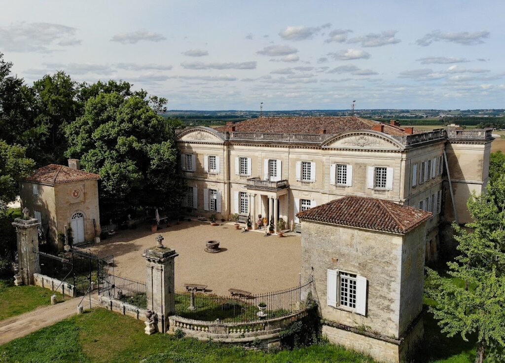 Château de Marcellus: An Eighteenth-Century Château in France 1 Château de Marcellus
