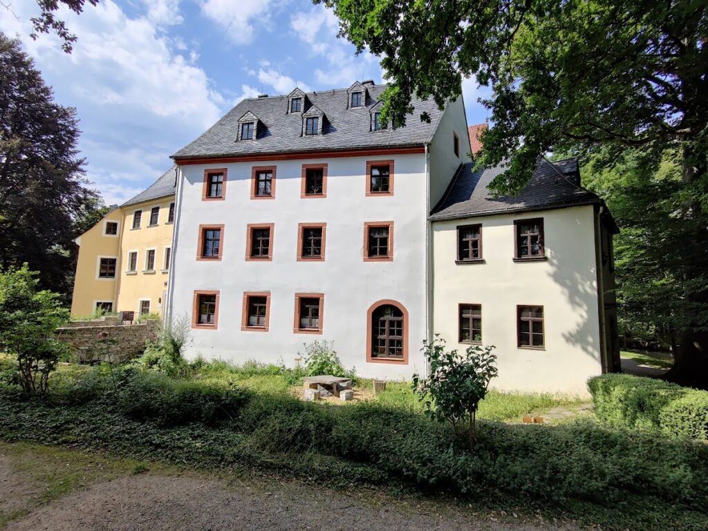 Schloss Schlettau: A Historic Castle and Museum in Germany 4 Schloss Schlettau