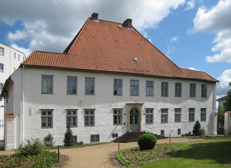 Prinzesshof: An Aristocratic Palace and Museum in Itzehoe, Germany