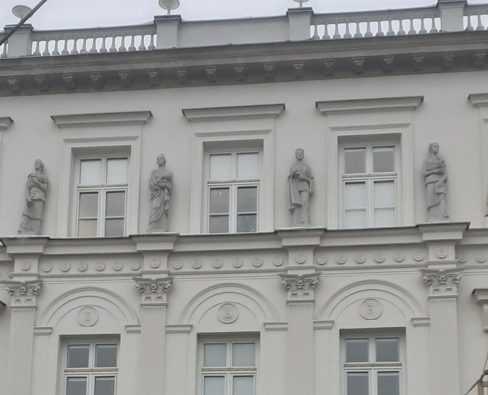 Kossakowski Palace in Warsaw: A Neo-Renaissance Urban Residence 1 Kossakowski Palace in Warsaw