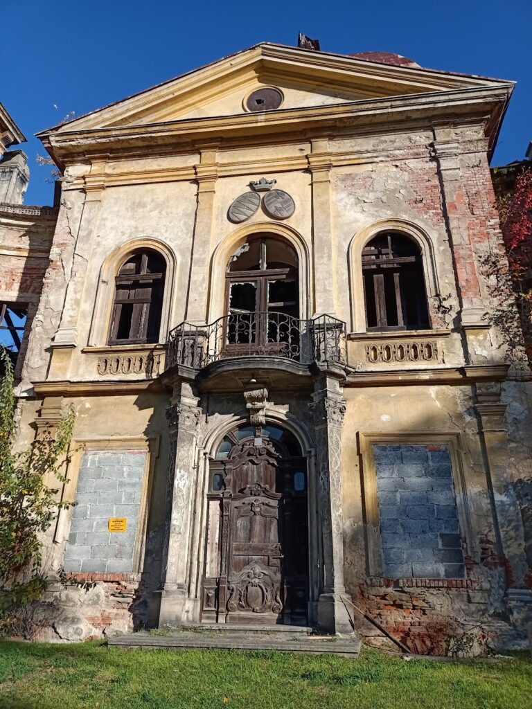 Palace in Mańczyce: An Eighteenth-Century Palace Complex in Poland 3 Palace in Mańczyce