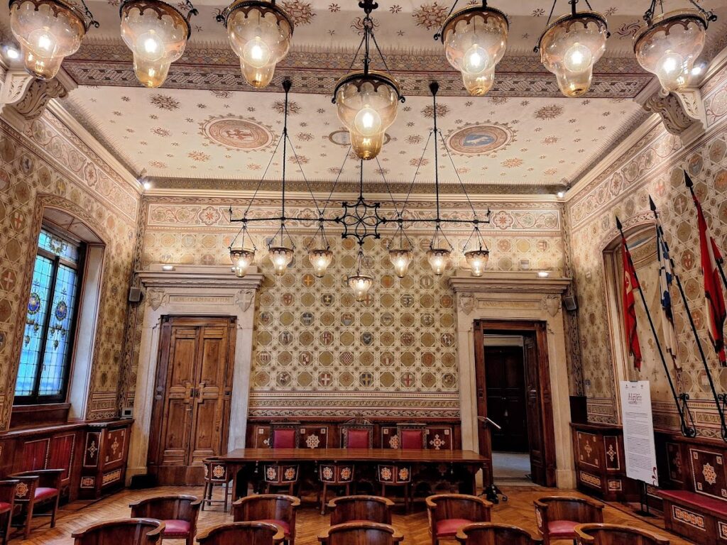 Palazzo Malinverni: Legnano’s Historic Town Hall 2 Palazzo Malinverni