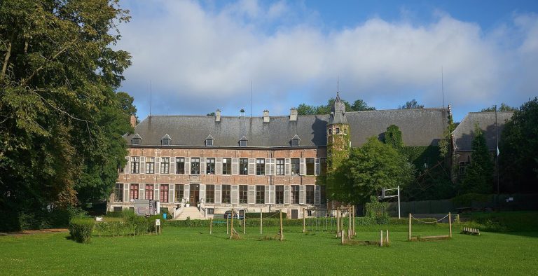 Kasteel van IJse: A Historic Castle in Overijse, Belgium