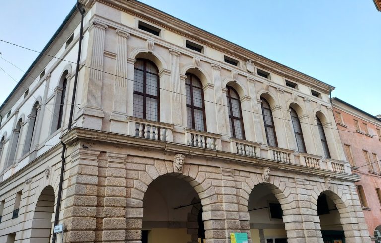 Palazzo Roncale (Rovigo): A Sixteenth-Century Noble Palace
