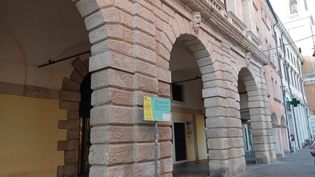 Palazzo Roncale (Rovigo): A Sixteenth-Century Noble Palace 3 Palazzo Roncale (Rovigo)