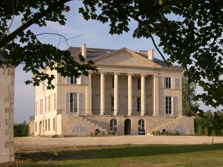 Château de Bignicourt-sur-Saulx: A Neoclassical and Neo-Palladian Residence in France